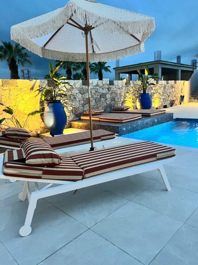 Cora May Central Villa With Private Pool 200M To The Beach Фалираки Экстерьер фото